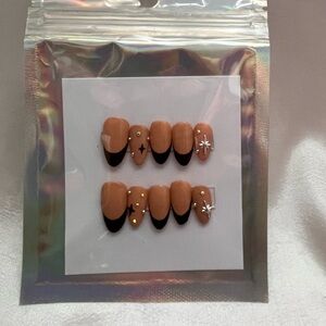 Black French press-on nails with Jems